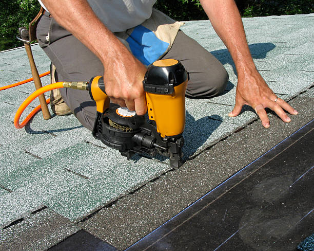 Quick and Trustworthy Emergency Roof Repair Services in Flying Hills, PA